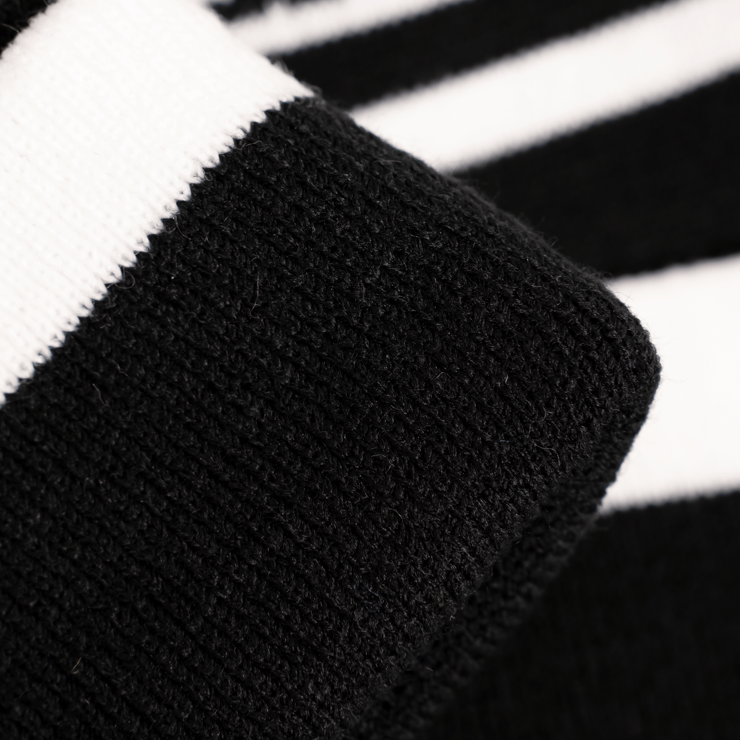 OddBalls Black | White - Bobble Hat