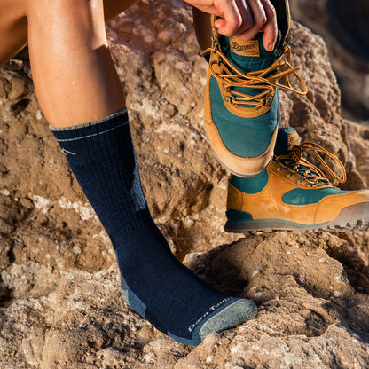 Ladies Boot Midweight Seamless Hiking Merino Wool Socks