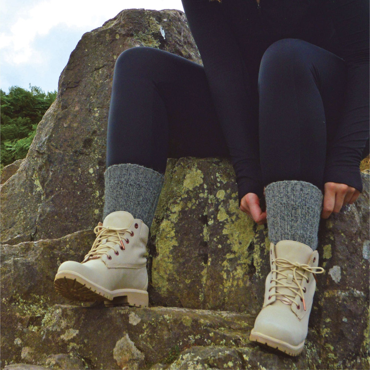 2 Pack Unisex Thick Heavy Winter Warm Wool Hiking Boot Socks