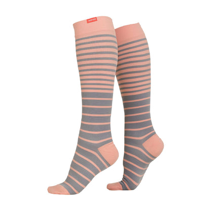 1 Pack Wide Calf Nylon Graduated Compression Socks | 15-20 mmHg